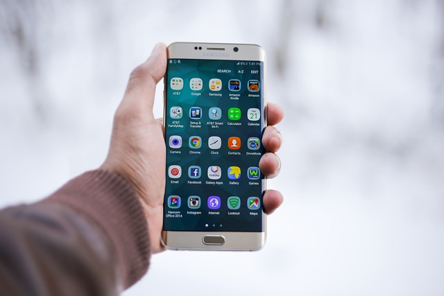 Aplikácie, ktoré by v mobilnom telefóne nemali chýbať